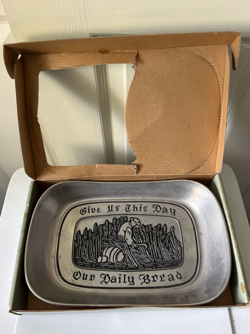 Wilton Armetale Give Us This Day Our Daily Bread Large Bread Tray #601009 New